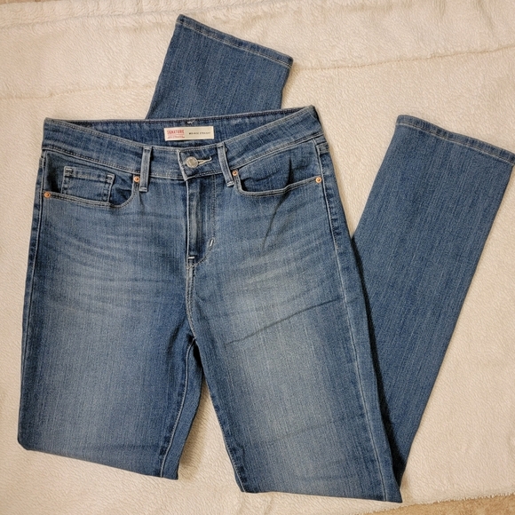 Levi's Mid Rise Straight Jeans 4 - Picture 1 of 4